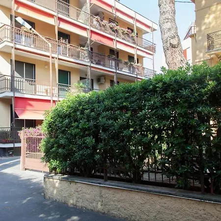 A Due Passi Dal Mare, Wi-fi, Aria Condizionata Apartament