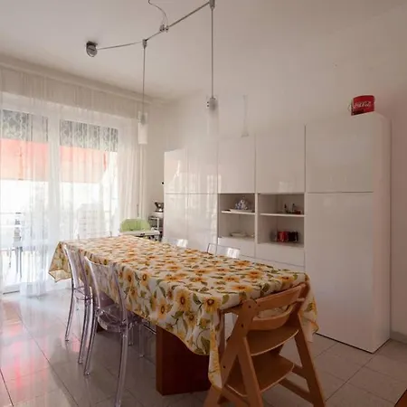 A Due Passi Dal Mare, Wi-fi, Aria Condizionata Apartament