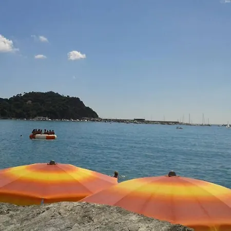 A Due Passi Dal Mare, Wi-fi, Aria Condizionata Apartament Sestri Levante