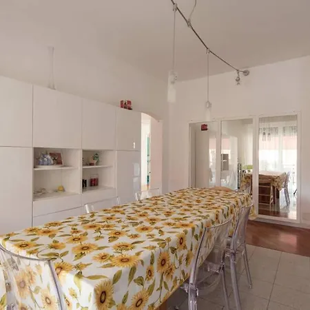 A Due Passi Dal Mare, Wi-fi, Aria Condizionata Apartamento